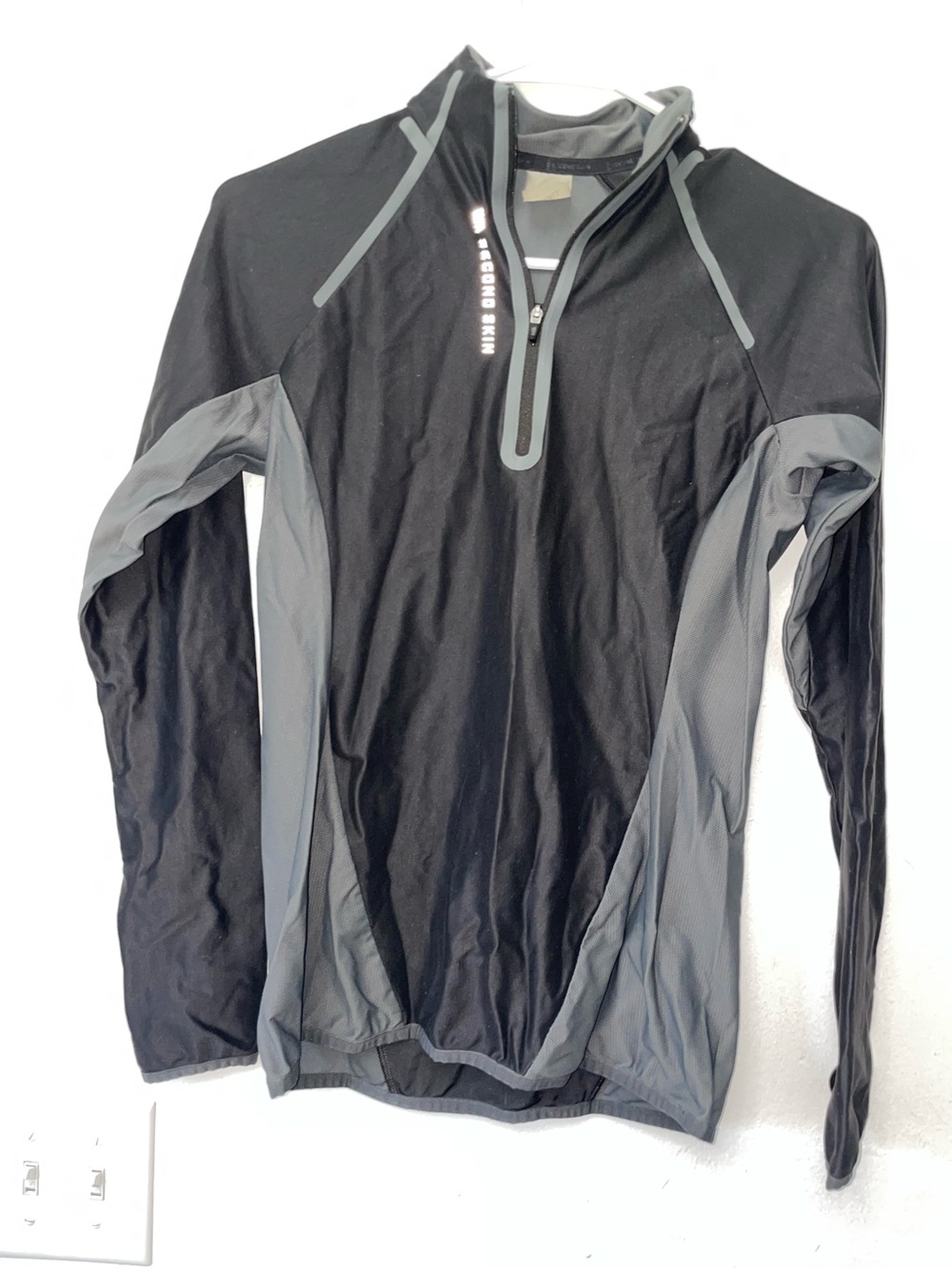 Second Skin Mens Small Quarter Zip Reflective Running Pullover Black Gray